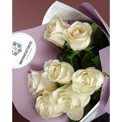Купить на заказ Букет из 7 белых роз с доставкой в Каскелене