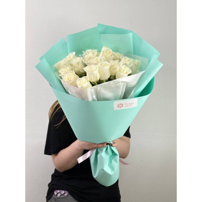 Букет из 19 белых роз Букет из 19 белых роз